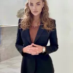 Девушка на час Надежда работает в Москве